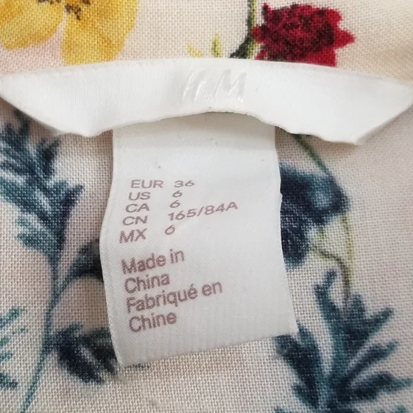 H&M Floral Fringe Button Down Blouse Size 6 - Picture 8 of 9